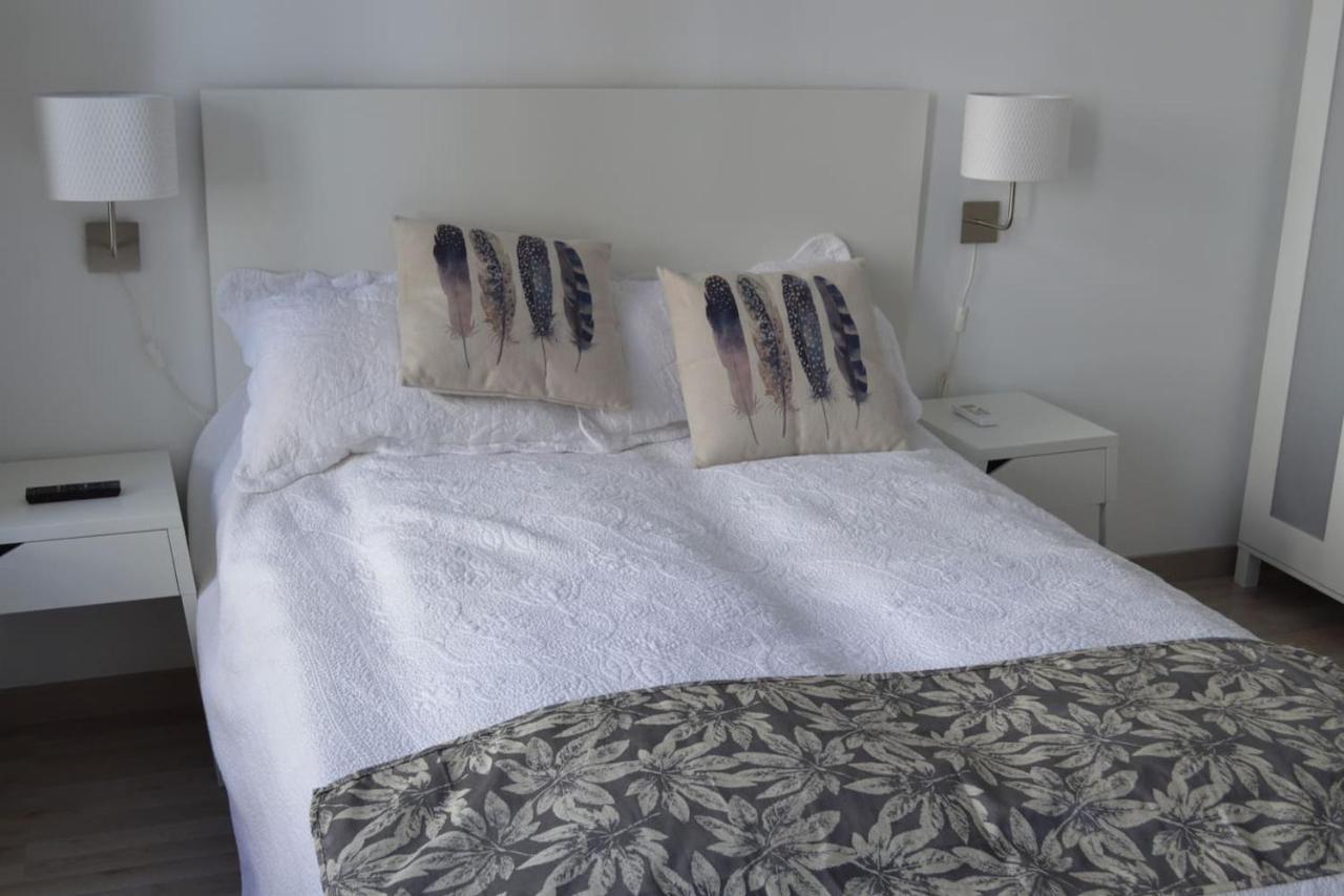 Modern studio flat close to Plaza Merced Málaga Esterno foto